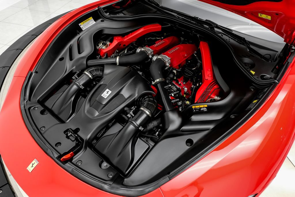 Used 2024 Ferrari Roma Spider RWD image 39