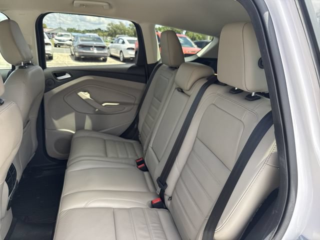 Used 2019 Ford Escape Titanium w/ U0J03 - Titanium Tow Package FWD image 25