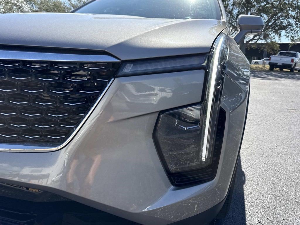 Certified 2024 Cadillac XT4 Premium Luxury w/ Active Safety Package FWD image 11