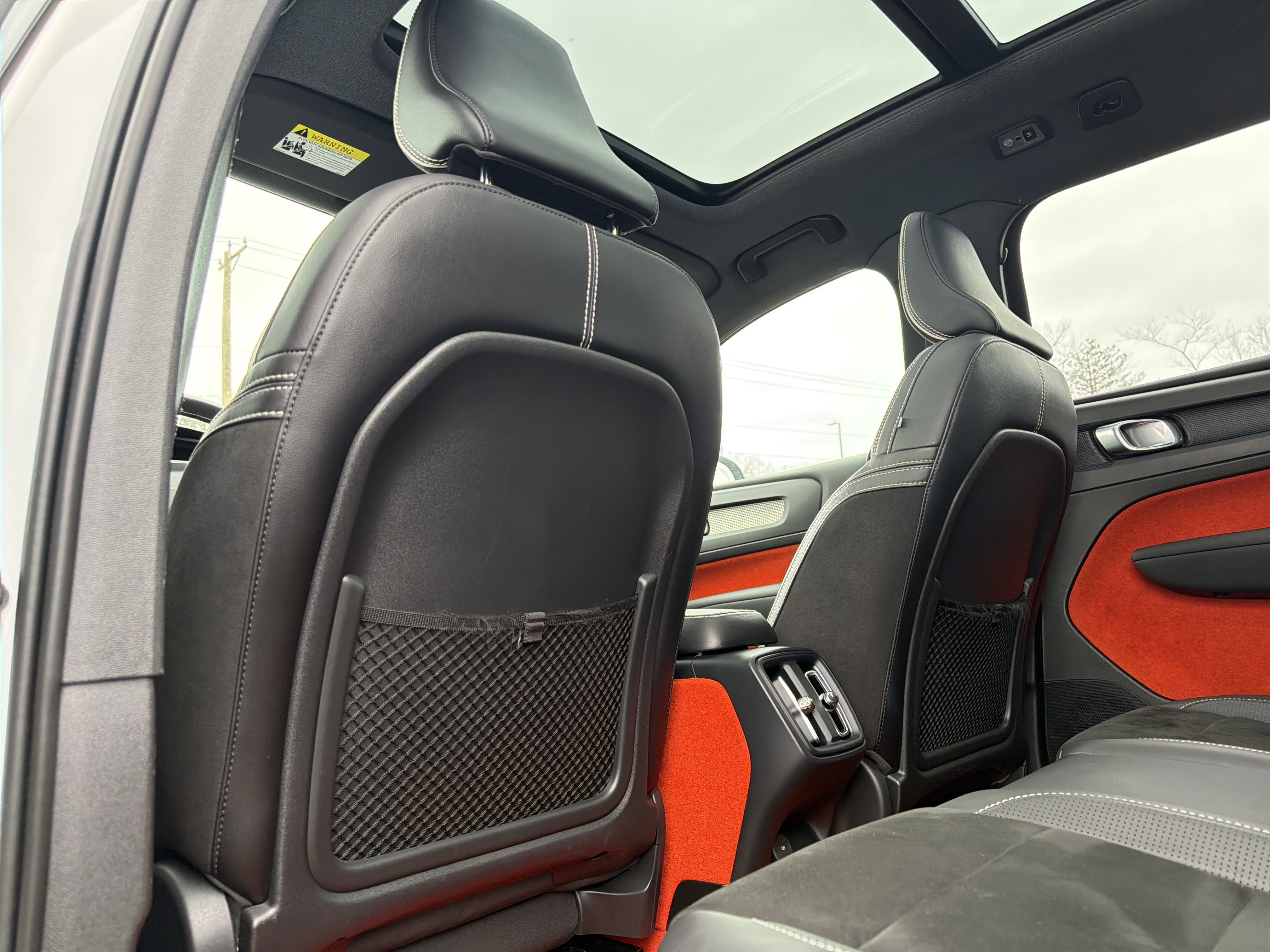 Used 2019 Volvo XC40 T5 R-Design image 30