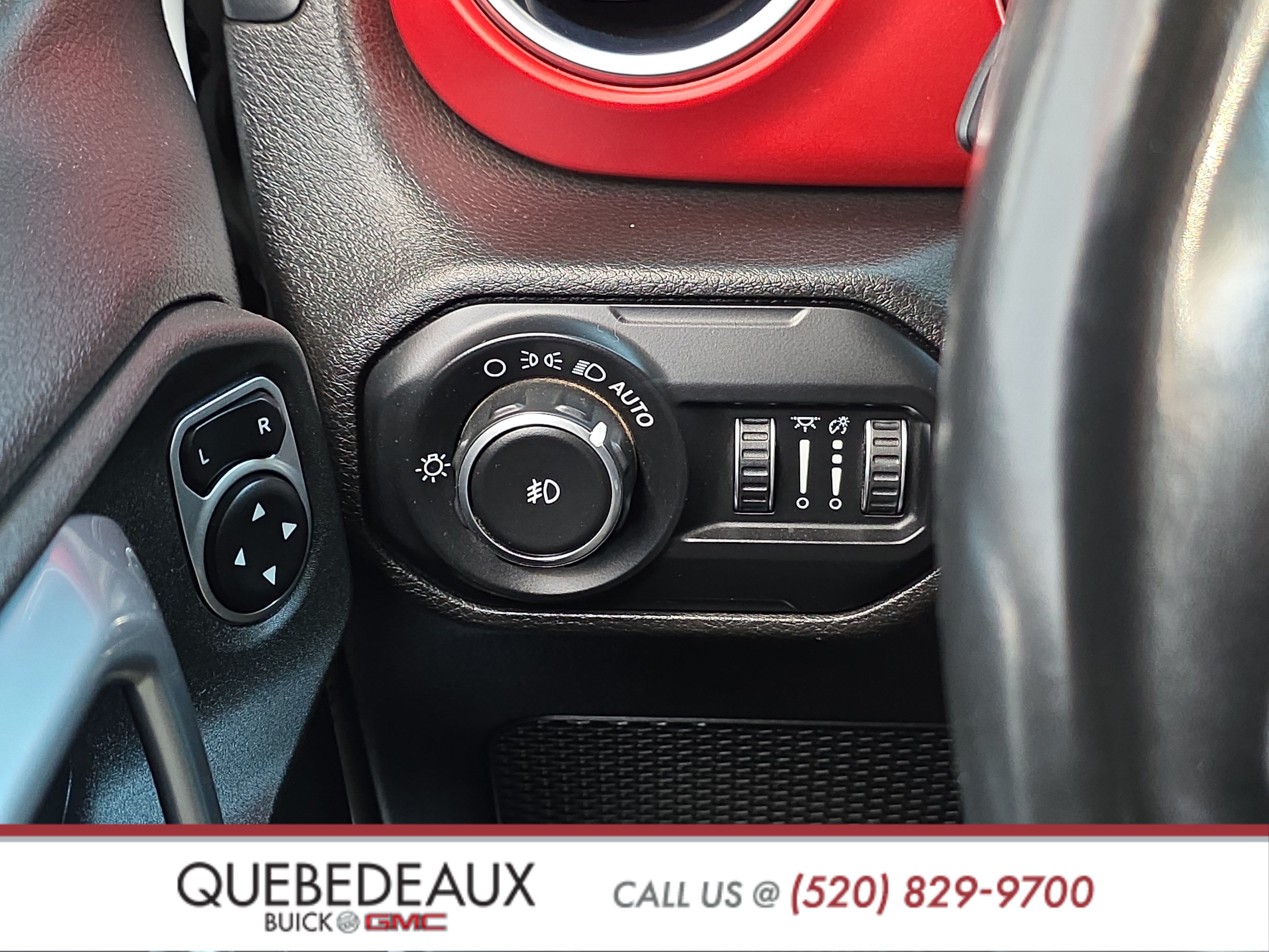 Used 2019 Jeep Wrangler Unlimited Rubicon AWD/4WD image 30