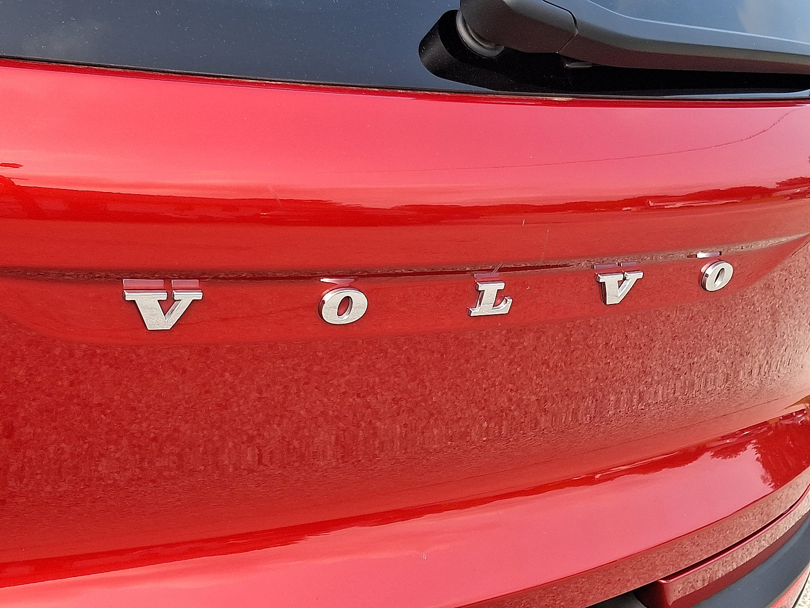 Used 2019 Volvo XC40 T5 Momentum image 31