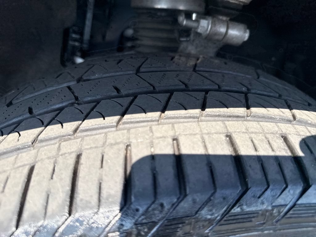 Used 2024 Jeep Grand Cherokee Summit AWD/4WD image 42