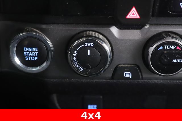 Used 2017 Toyota Tacoma TRD Sport AWD/4WD image 23