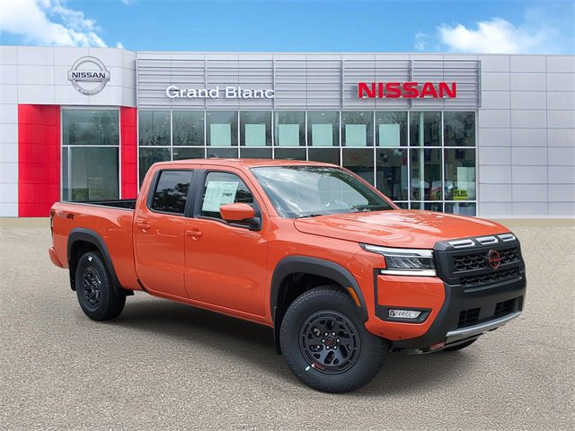 New 2025 Nissan Frontier PRO-4X w/ Pro Convenience Package