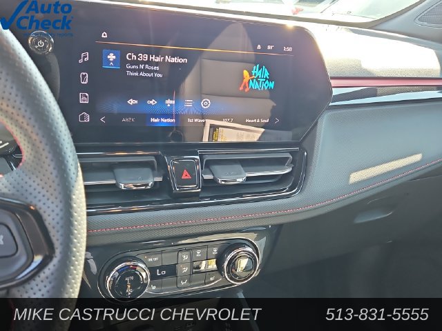 Used 2024 Chevrolet TrailBlazer RS w/ Convenience Package AWD/4WD image 16
