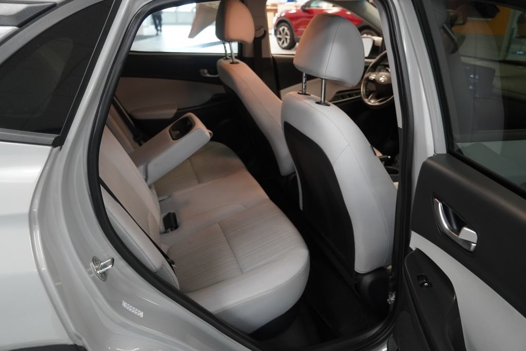 Used 2022 Hyundai Kona SEL w/ Convenience Package AWD/4WD image 22