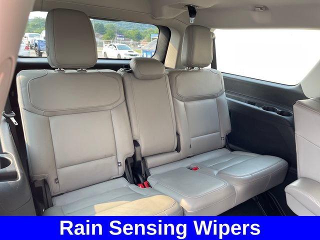 Used 2025 Ford Expedition Max Active AWD/4WD image 34