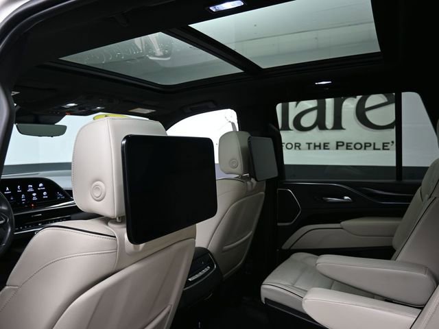 Used 2021 Cadillac Escalade Sport w/ Driver Assist Tech Package AWD/4WD image 25
