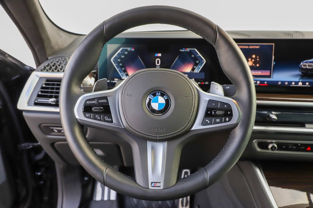 Used 2024 BMW X6 xDrive40i w/ Executive Package image 4