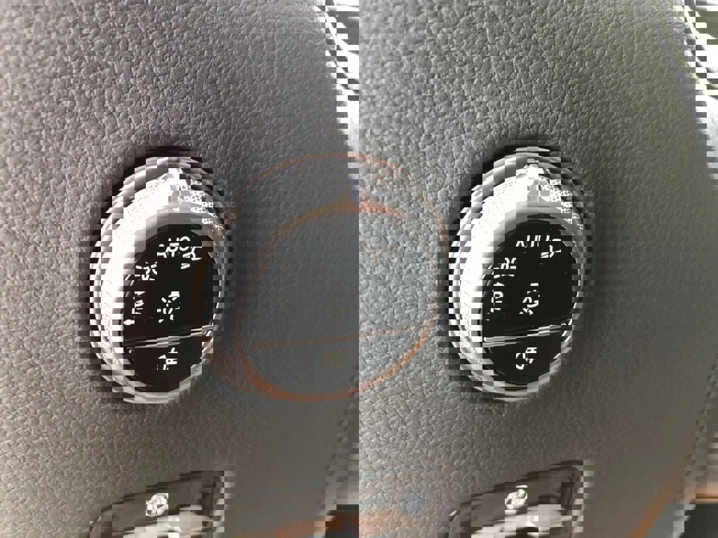 New 2026 Mercedes-Benz GLC 300 4MATIC image 13