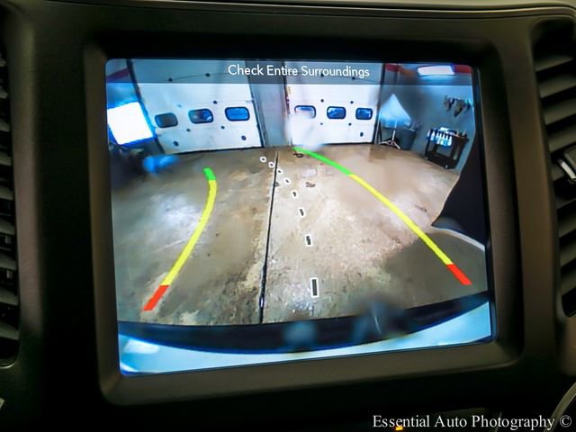 Used 2019 Jeep Cherokee Trailhawk image 15