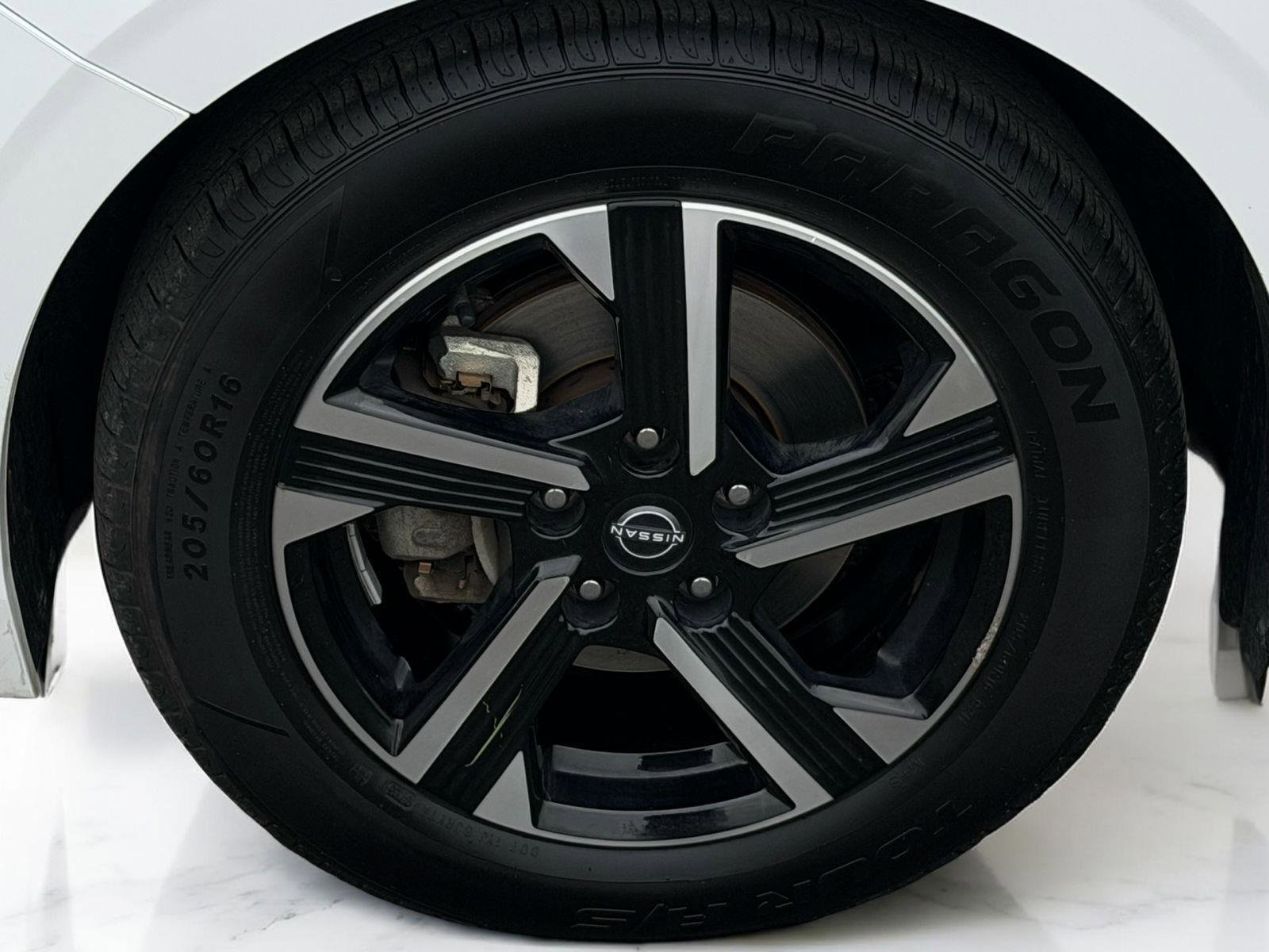 Used 2024 Nissan Sentra SV image 6