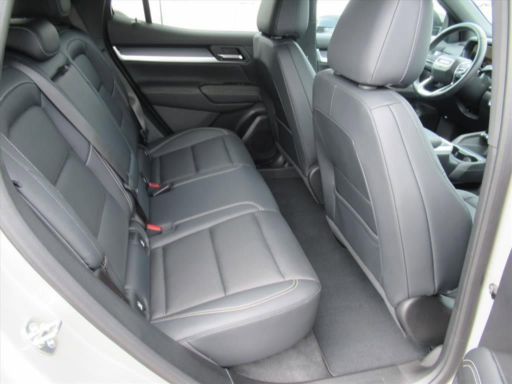 Used 2025 GMC Terrain Elevation w/ Elevation Premium Package AWD/4WD image 28