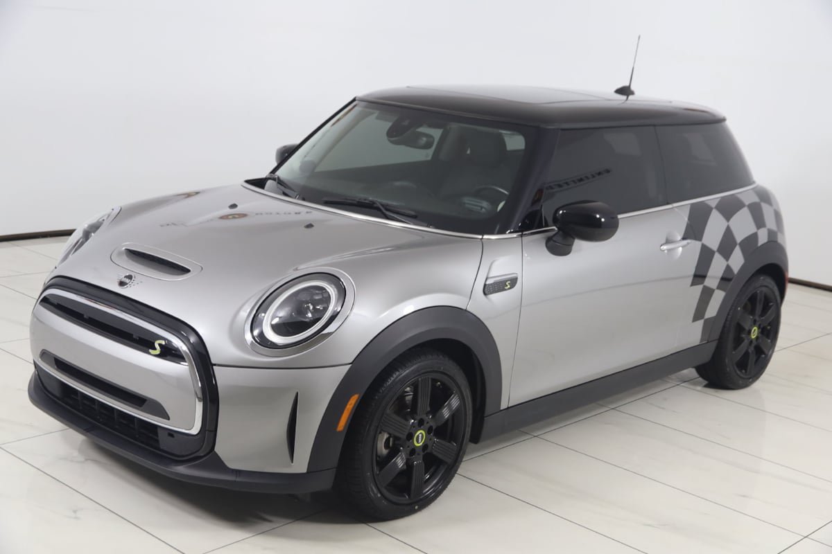 Used 2024 MINI Cooper SE FWD image 24