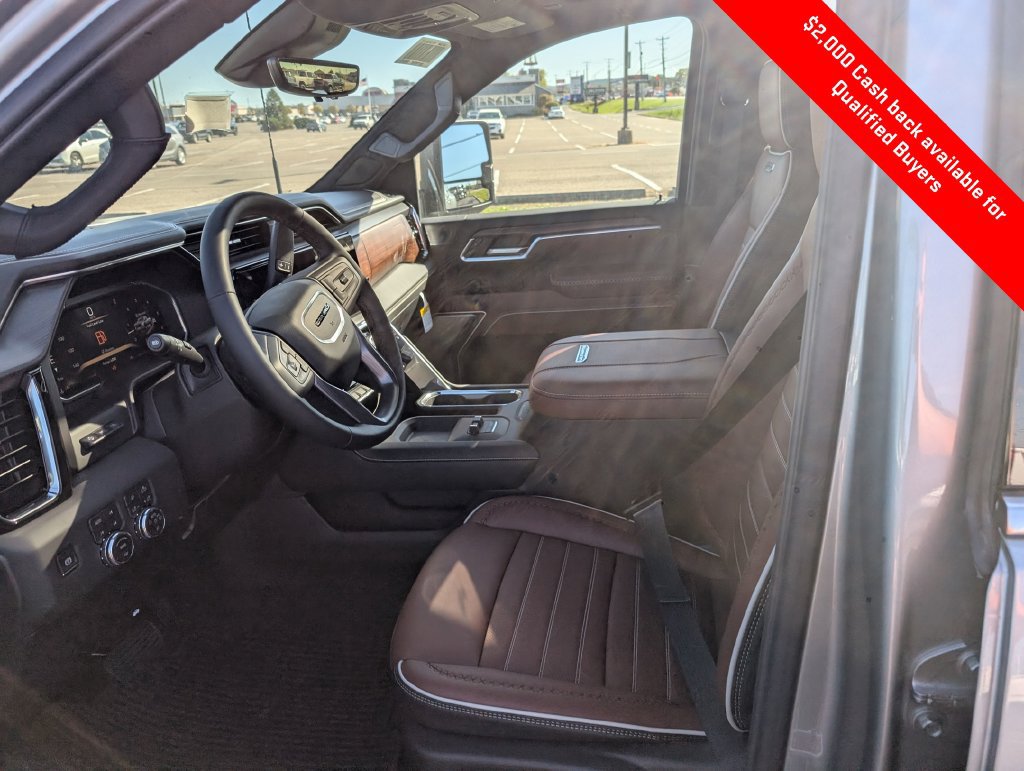 New 2026 GMC Sierra 3500 Denali Ultimate AWD/4WD image 16