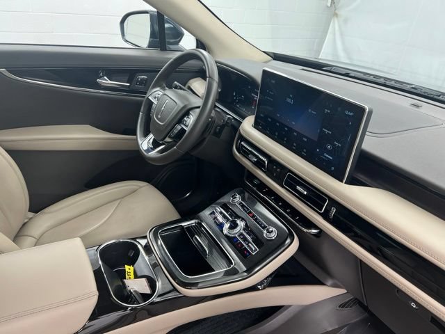 Certified 2023 Lincoln Nautilus Reserve AWD/4WD image 27