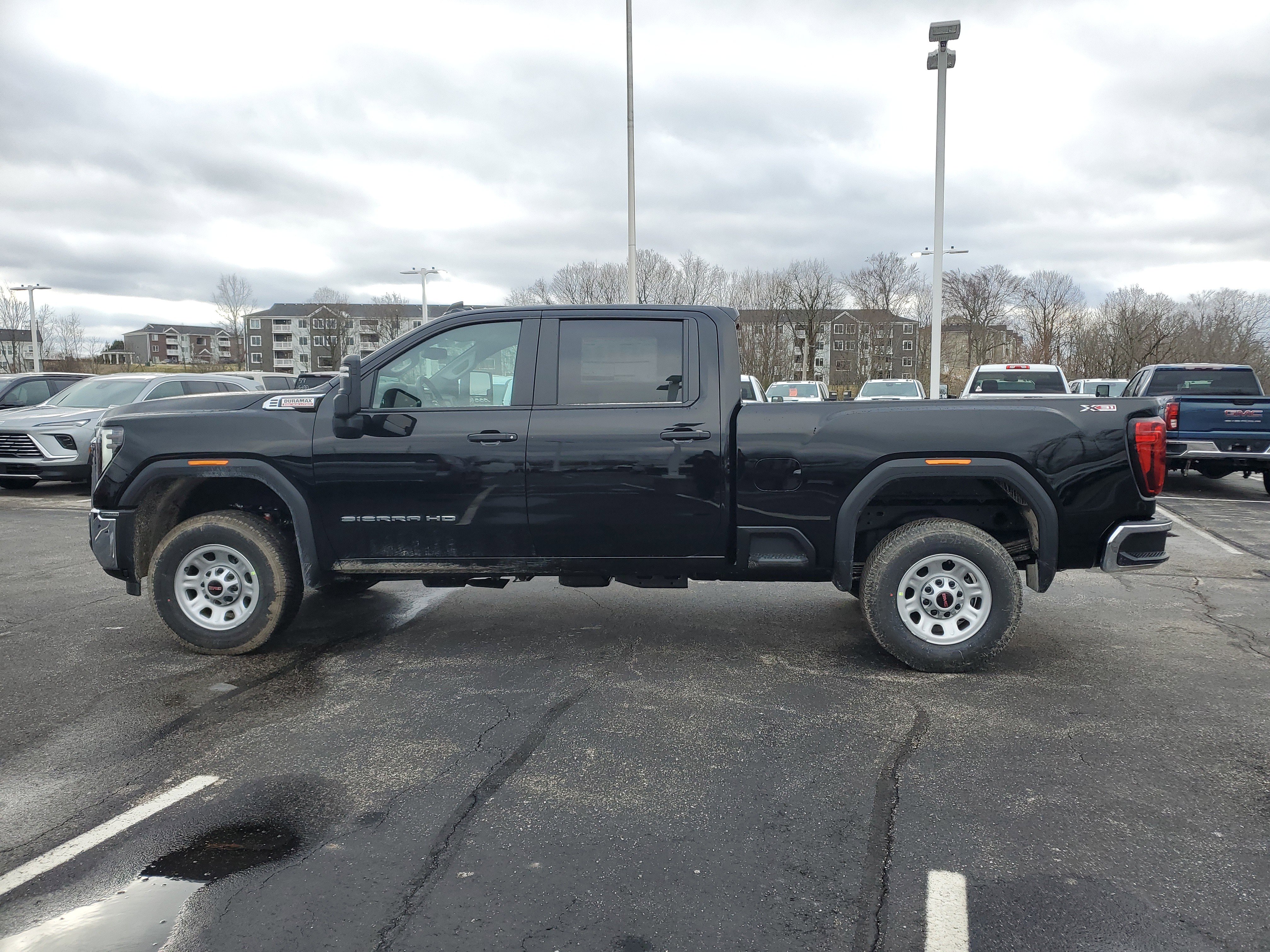 New 2026 GMC Sierra 2500 Pro w/ Convenience Package image 8