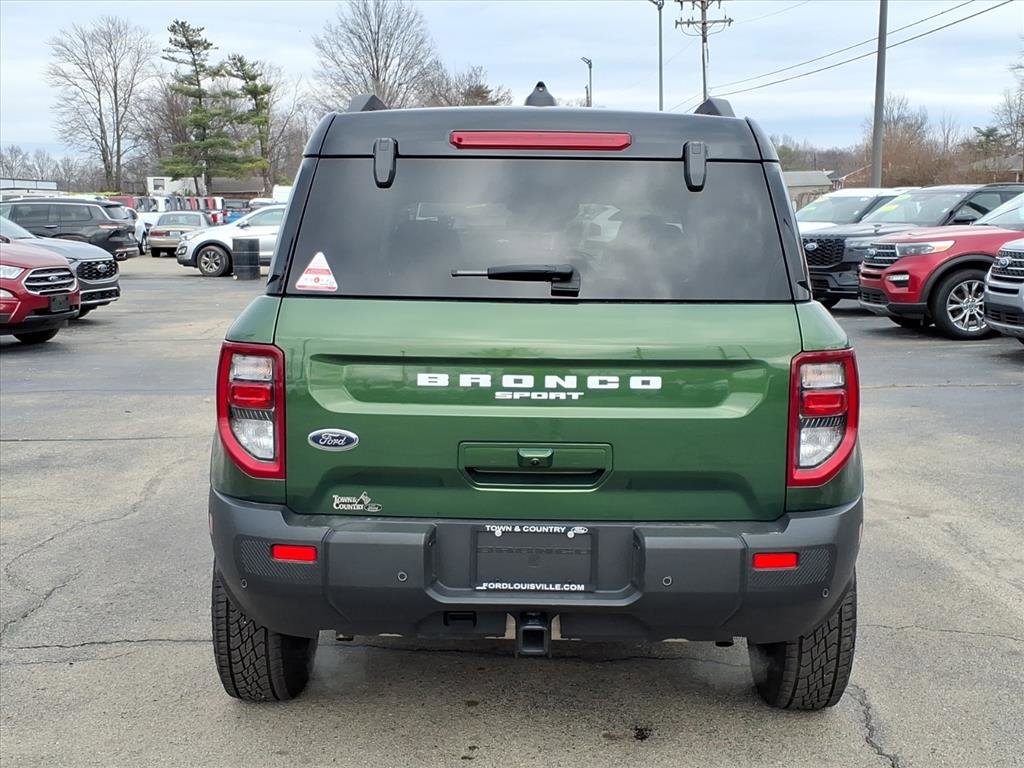 Used 2025 Ford Bronco Sport Badlands image 4