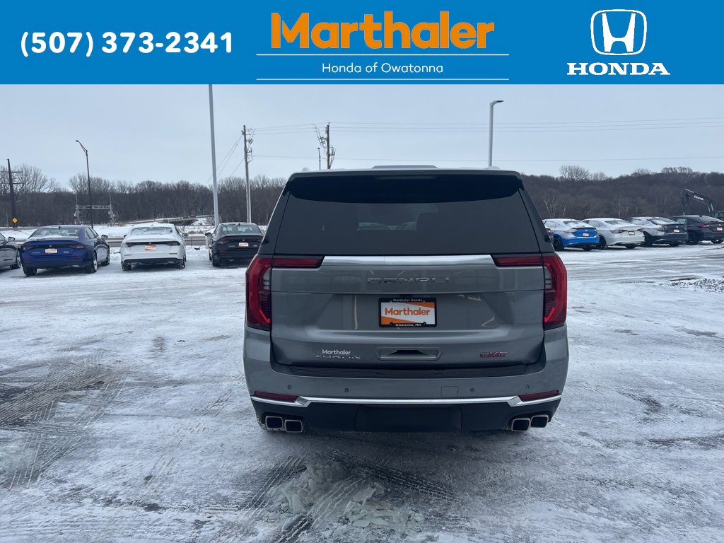 Used 2025 GMC Yukon XL Denali image 4