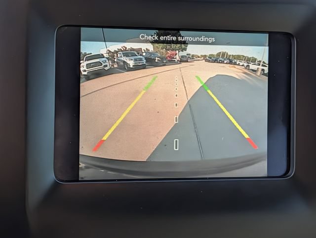 Used 2019 Jeep Cherokee Latitude w/ Popular Appearance Group FWD image 18
