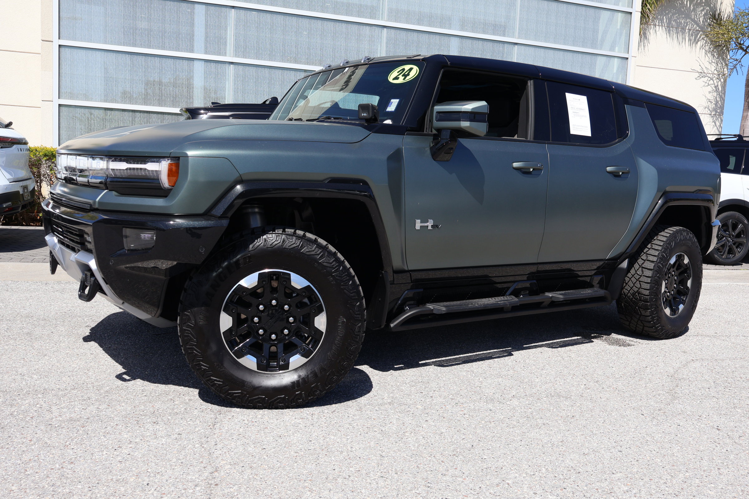 Used 2024 GMC Hummer EV 3X w/ Extreme Off-Road Package AWD/4WD image 1
