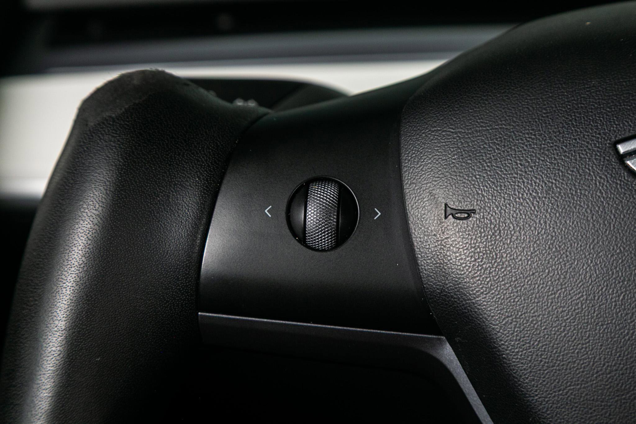 Used 2021 Tesla Model Y Performance image 37