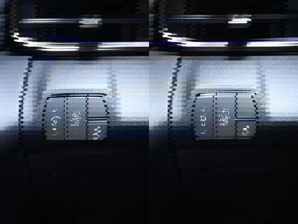 New 2026 Hyundai Elantra Sport image 32