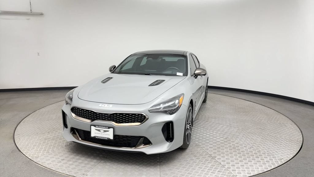 Used 2023 Kia Stinger GT2 AWD/4WD image 7