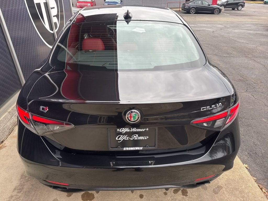 New 2026 Alfa Romeo Giulia AWD image 7