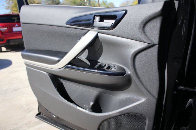 New 2026 Mitsubishi Eclipse Cross LE image 14