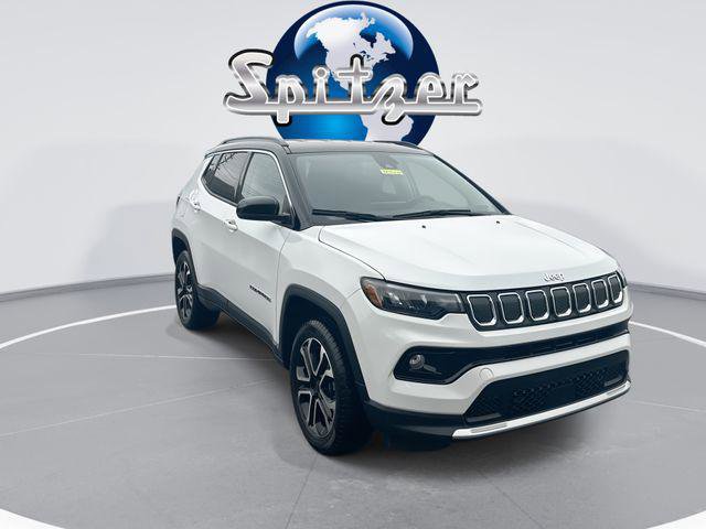 Certified 2022 Jeep Compass Limited image 2