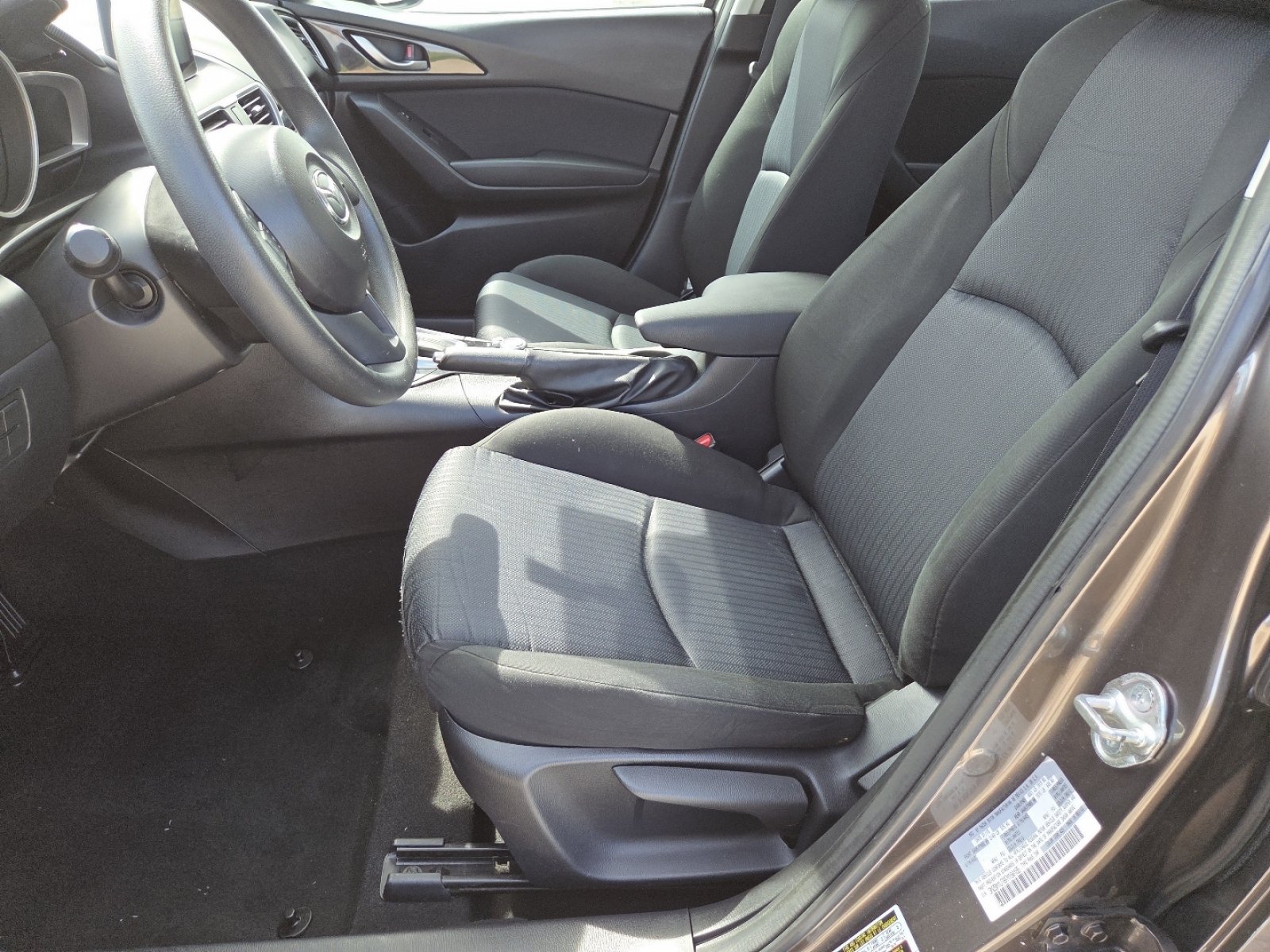 Used 2015 MAZDA MAZDA3 i Sport FWD image 20