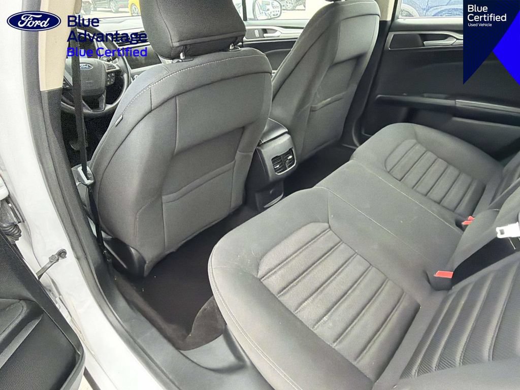 Used 2018 Ford Fusion SE w/ Fusion SE Technology Package FWD image 22