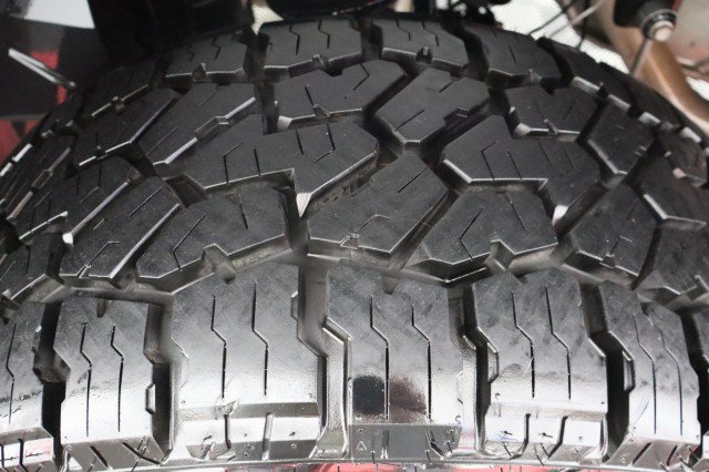 Used 2020 RAM 1500 Laramie w/ Sport Appearance Package AWD/4WD image 88