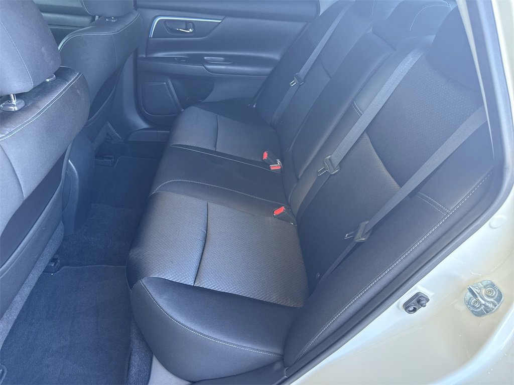 Used 2017 Nissan Altima 2.5 SR w/ Midnight Edition Package image 29