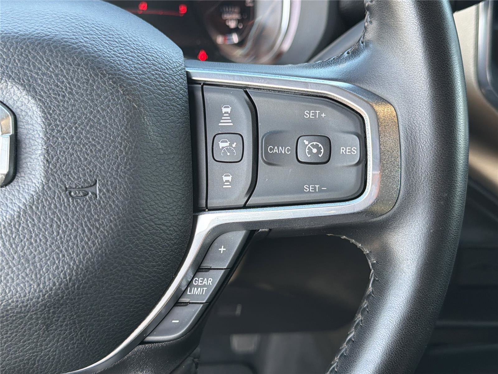 Used 2024 RAM 2500 Laramie w/ Safety Group AWD/4WD image 25
