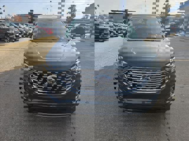 Used 2022 Ford Edge SEL w/ Convenience Package image 2