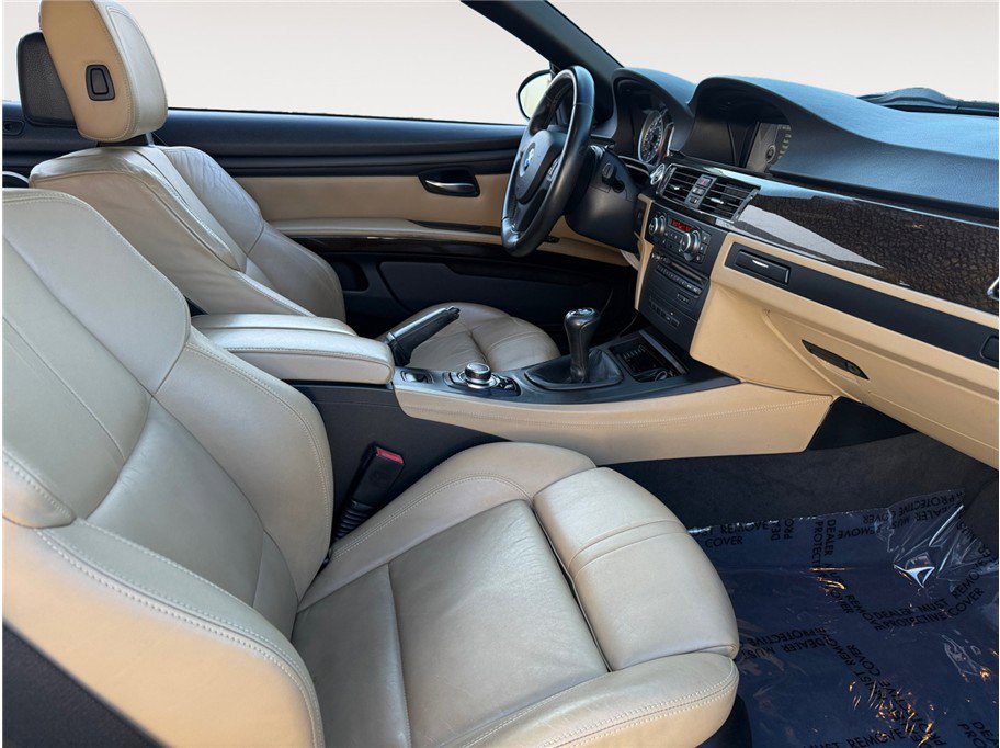 Used 2012 BMW M3 Convertible image 15