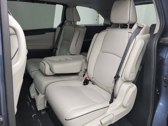 Certified 2025 Honda Odyssey Touring image 11