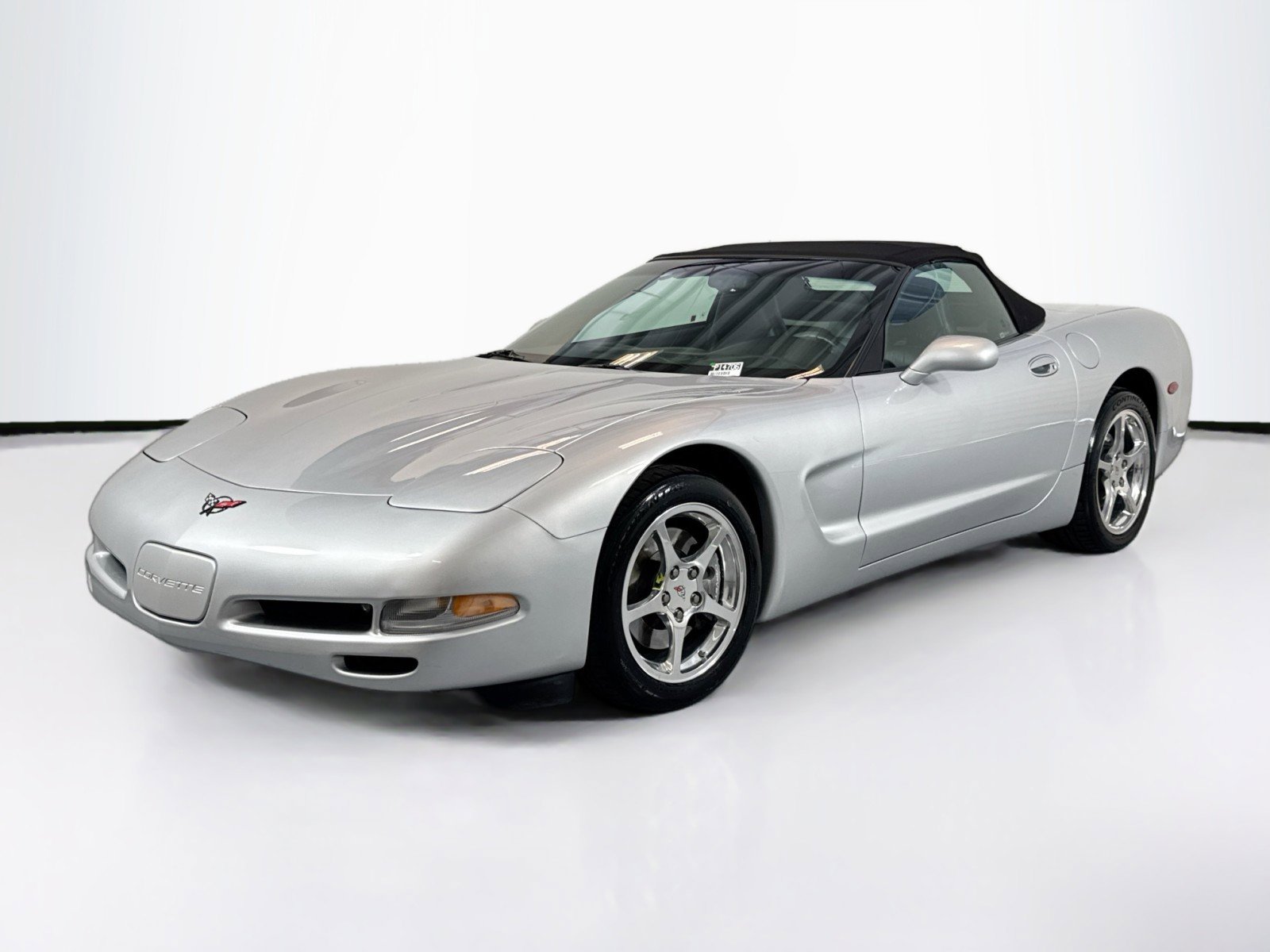 Used 2002 Chevrolet Corvette Convertible w/ Preferred Equipment Group2 image 1