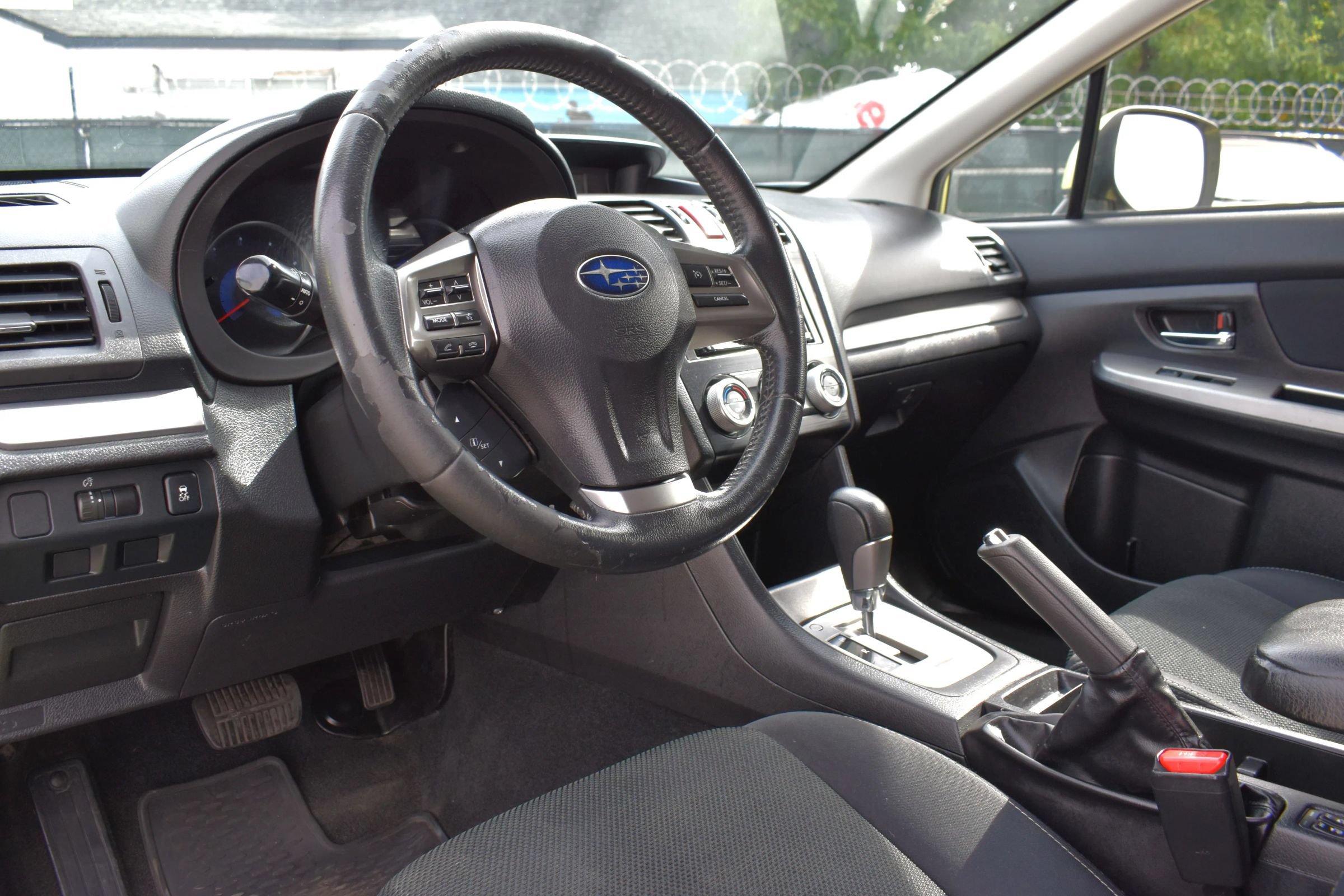 Used 2014 Subaru Crosstrek 2.0i Premium w/ Popular Package #2 AWD/4WD image 3