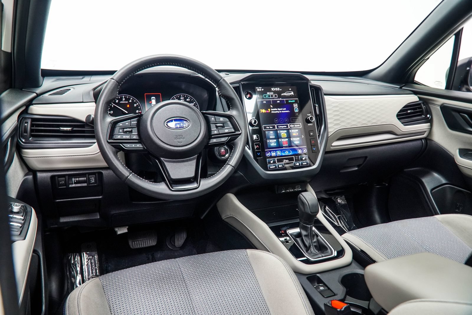 Used 2025 Subaru Forester Premium AWD/4WD image 17