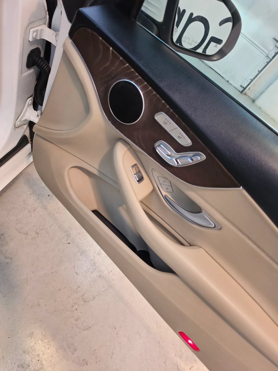 Used 2018 Mercedes-Benz C 300 Cabriolet image 48