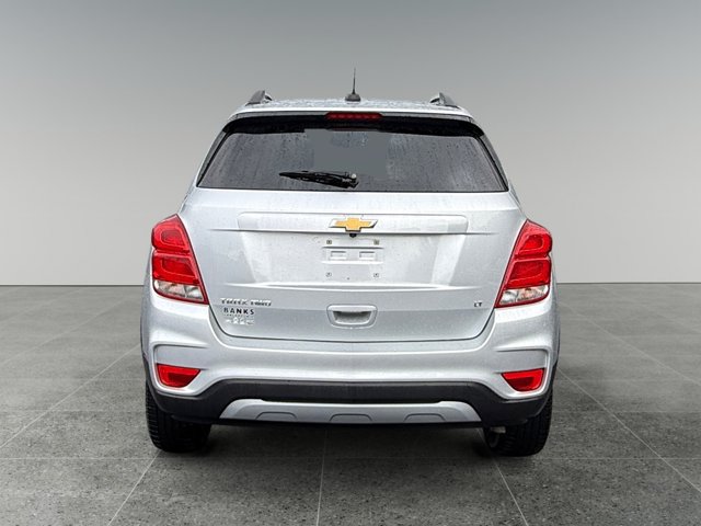 Certified 2020 Chevrolet Trax LT w/ LT Convenience Package AWD/4WD image 4