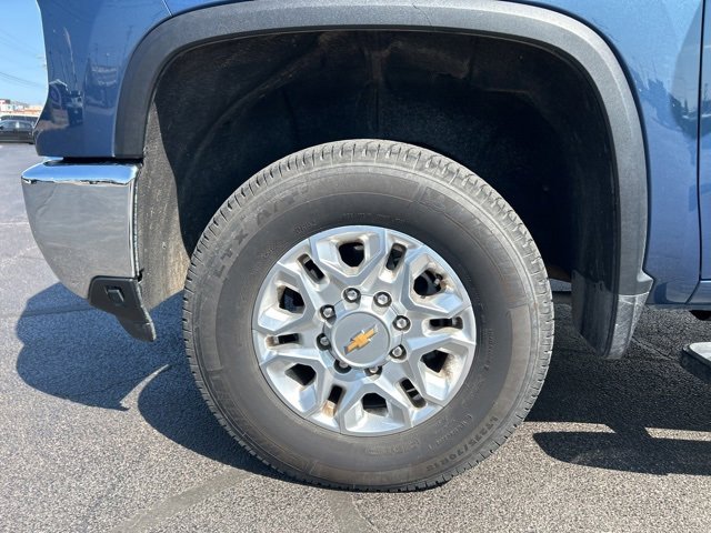 Used 2024 Chevrolet Silverado 2500 LTZ w/ LTZ Premium Package image 21