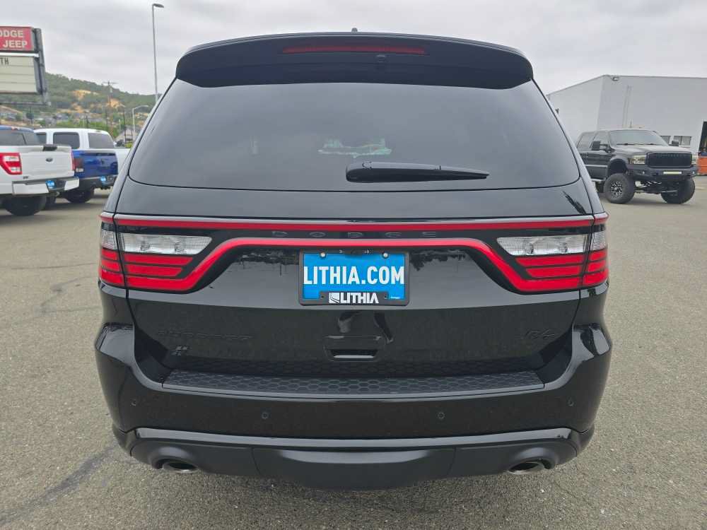 Used 2022 Dodge Durango R/T w/ Tow 'N Go Package AWD/4WD image 4