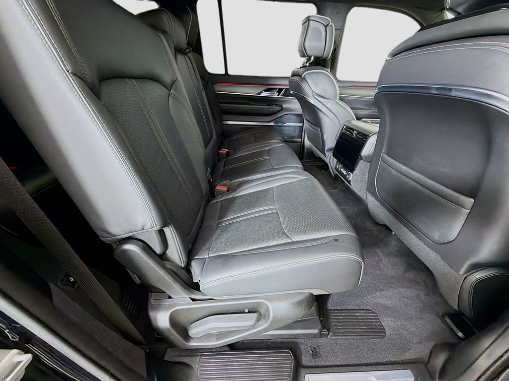 Used 2022 Jeep Grand Wagoneer Series II w/ Quick Order Packagew 28T AWD/4WD image 30