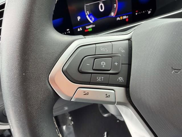 Used 2023 Volkswagen Tiguan SE image 13