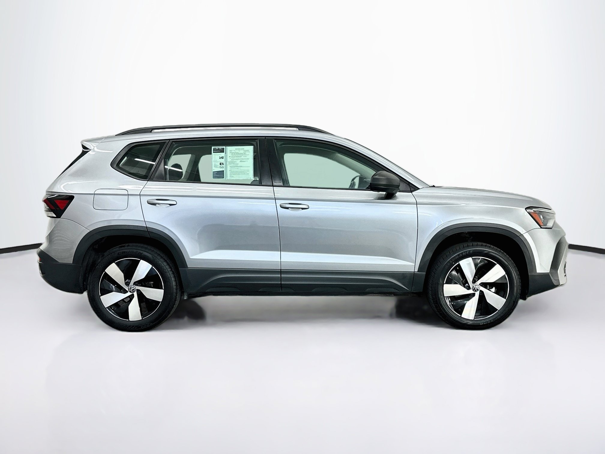 Used 2025 Volkswagen Taos S AWD/4WD image 10